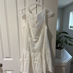 White Sleeveless Dress